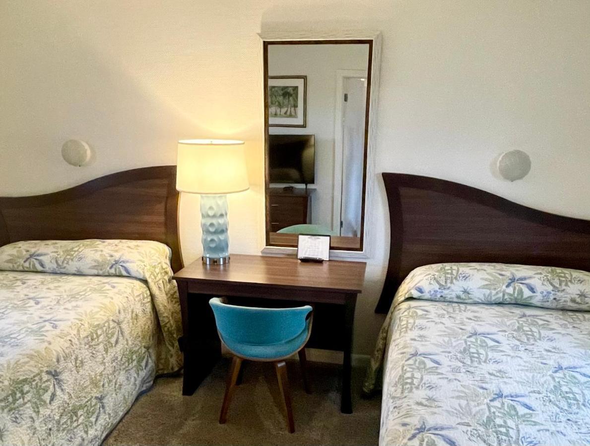 Surf Studio Beach Resort Cocoa Beach Esterno foto