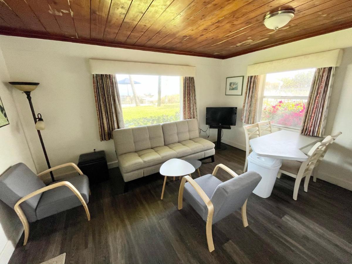 Surf Studio Beach Resort Cocoa Beach Esterno foto