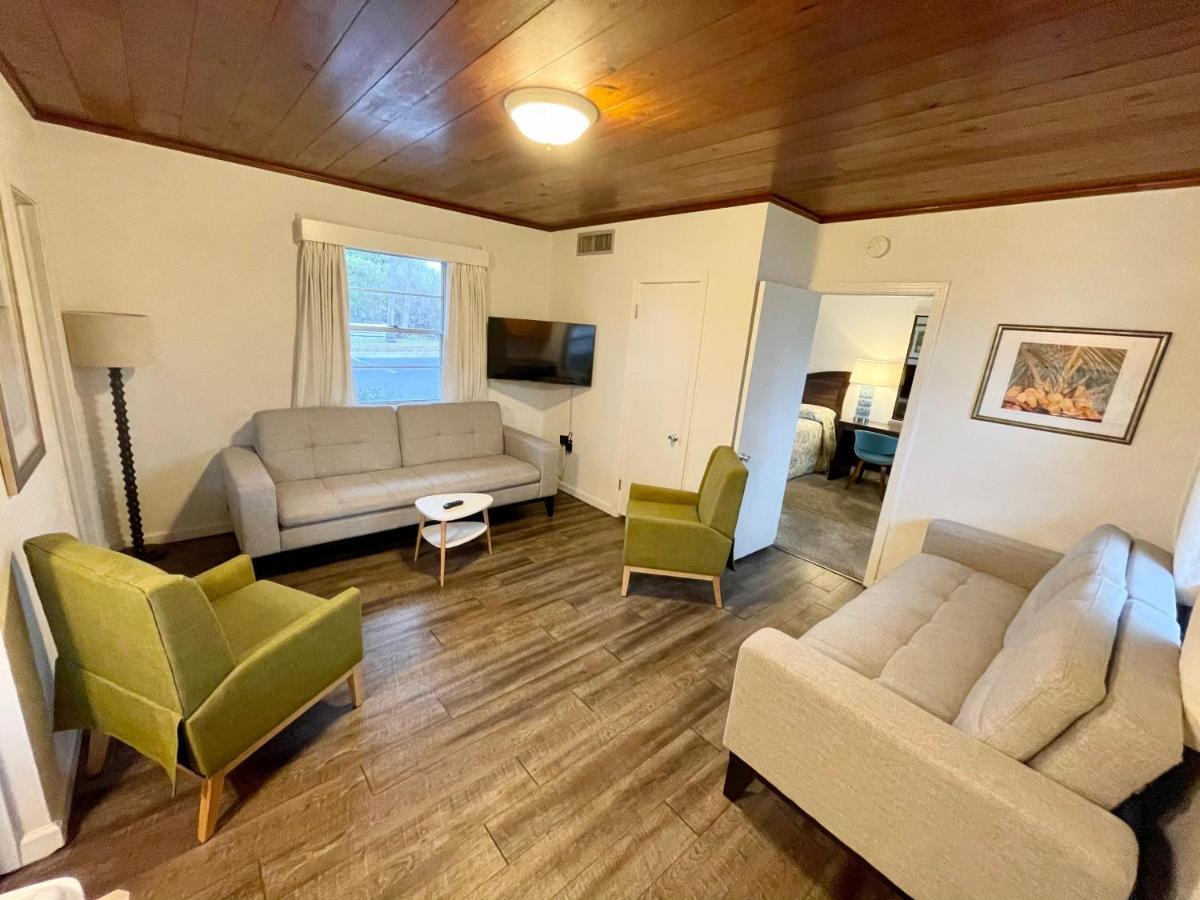 Surf Studio Beach Resort Cocoa Beach Esterno foto