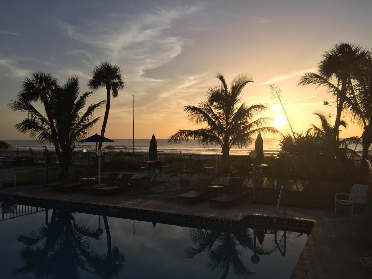 Surf Studio Beach Resort Cocoa Beach Esterno foto