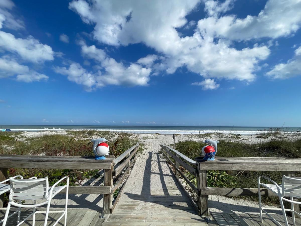 Surf Studio Beach Resort Cocoa Beach Esterno foto