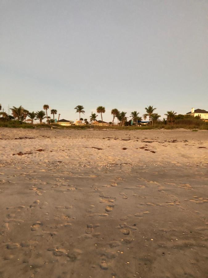 Surf Studio Beach Resort Cocoa Beach Esterno foto