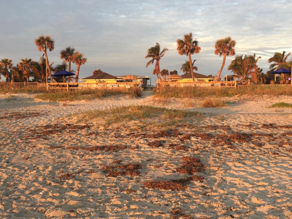 Surf Studio Beach Resort Cocoa Beach Esterno foto