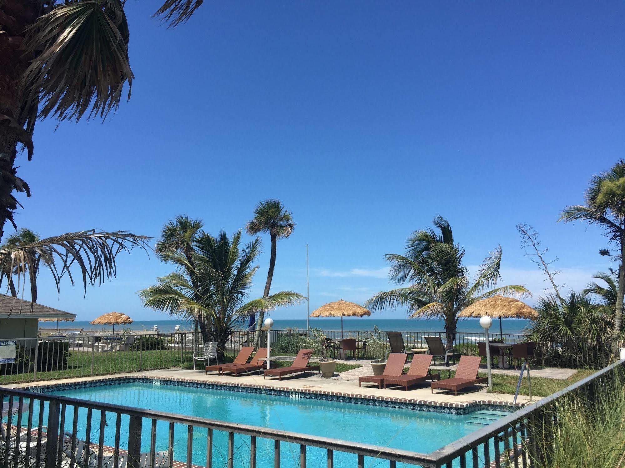 Surf Studio Beach Resort Cocoa Beach Esterno foto